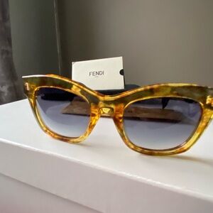 Fendi Women's Sunglasses with Yellow Tortoiseshell Frame